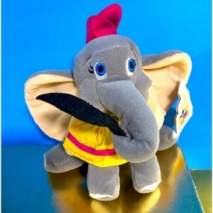 DISNEY STORE NWT VINTAGE 1990’s COLLECTIBLE DUMBO THE ELEPHANT BEAN BAG PLUSH